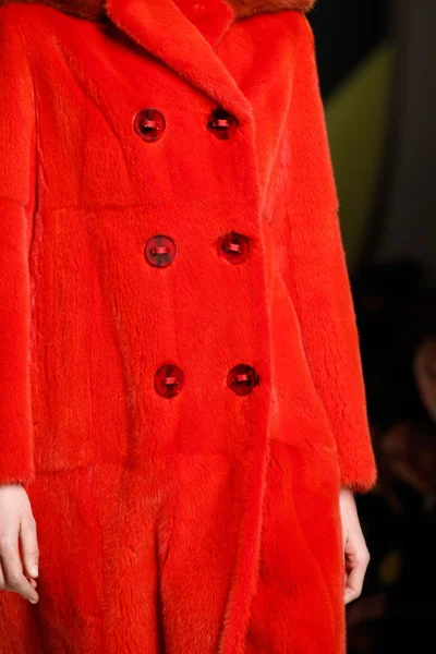 Look 19